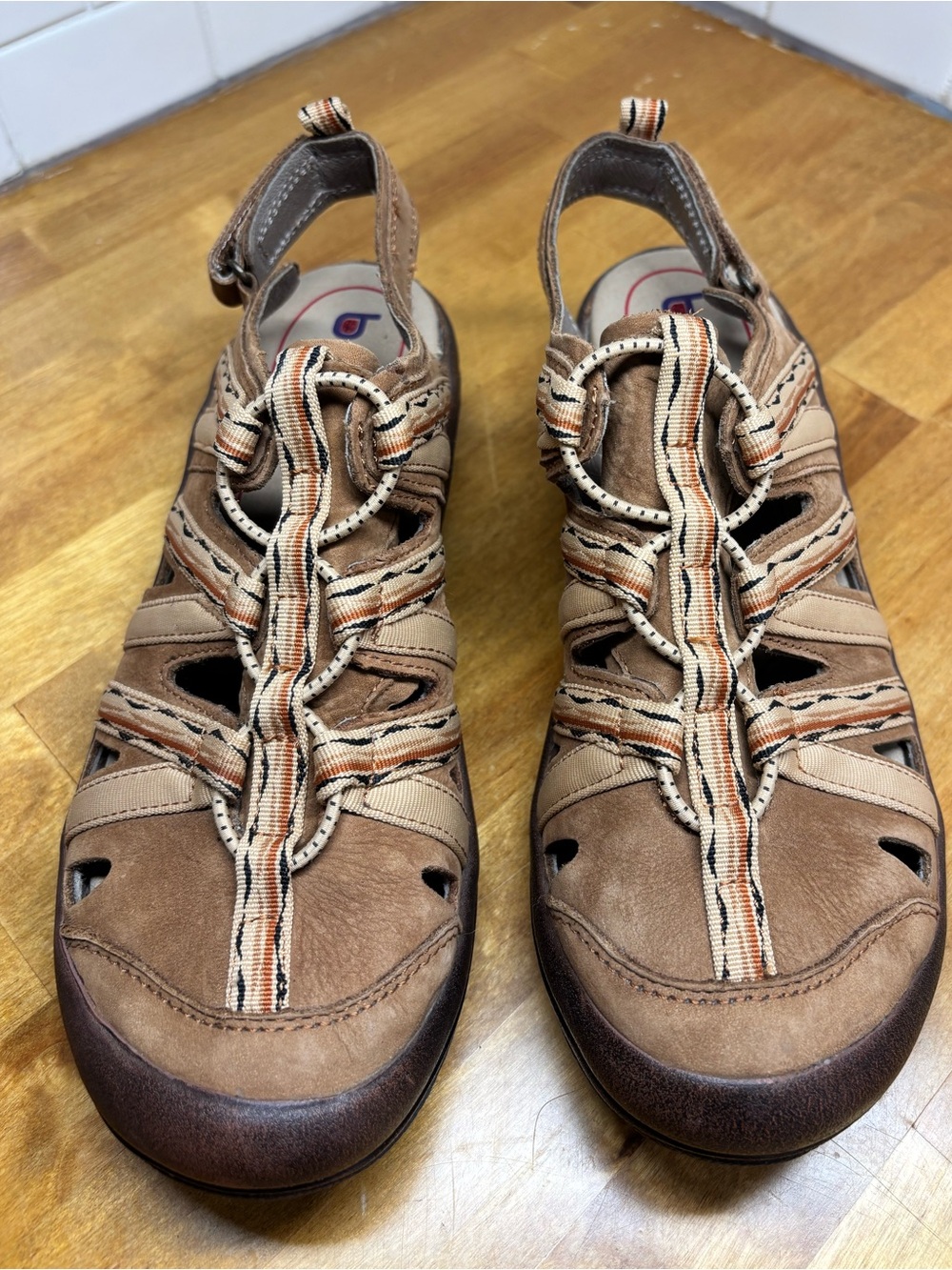 Bionica Malabar Sport Sandal Sz 8.5